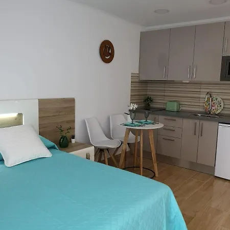 Lux * Albufeira